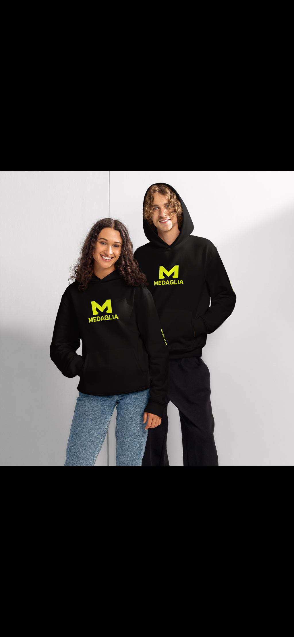 SWEAT A CAPUCHE OVERSIZE JAUNE FLUO